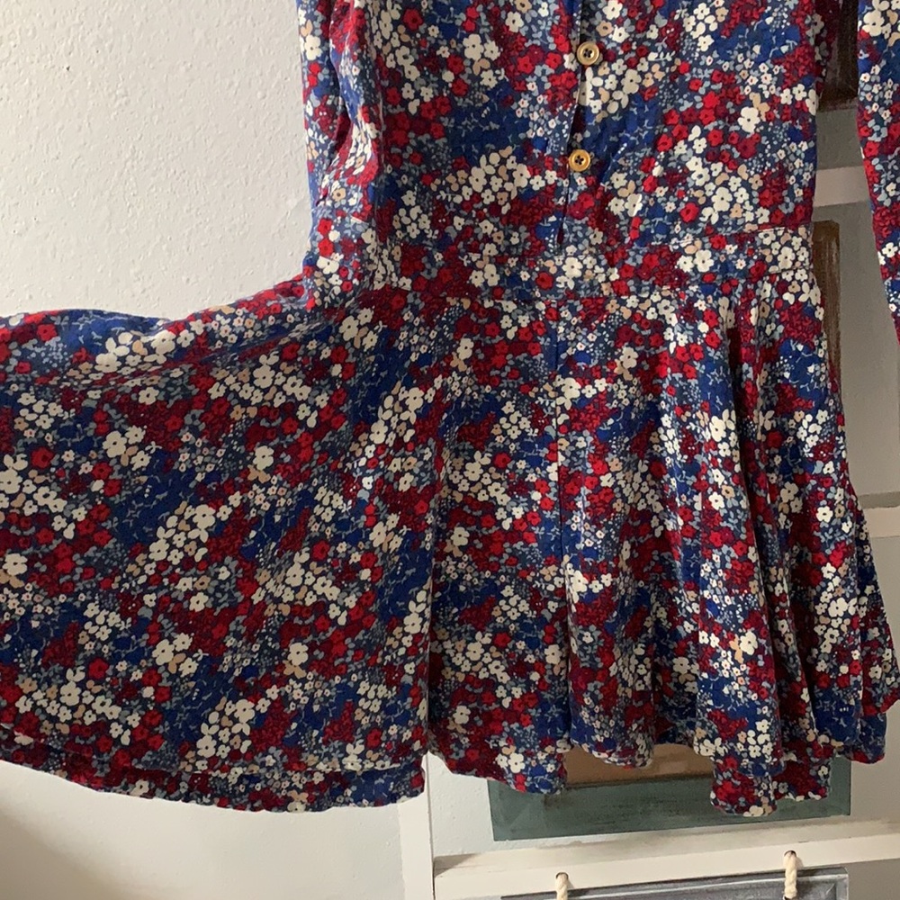 Romper - Picture 2 of 8